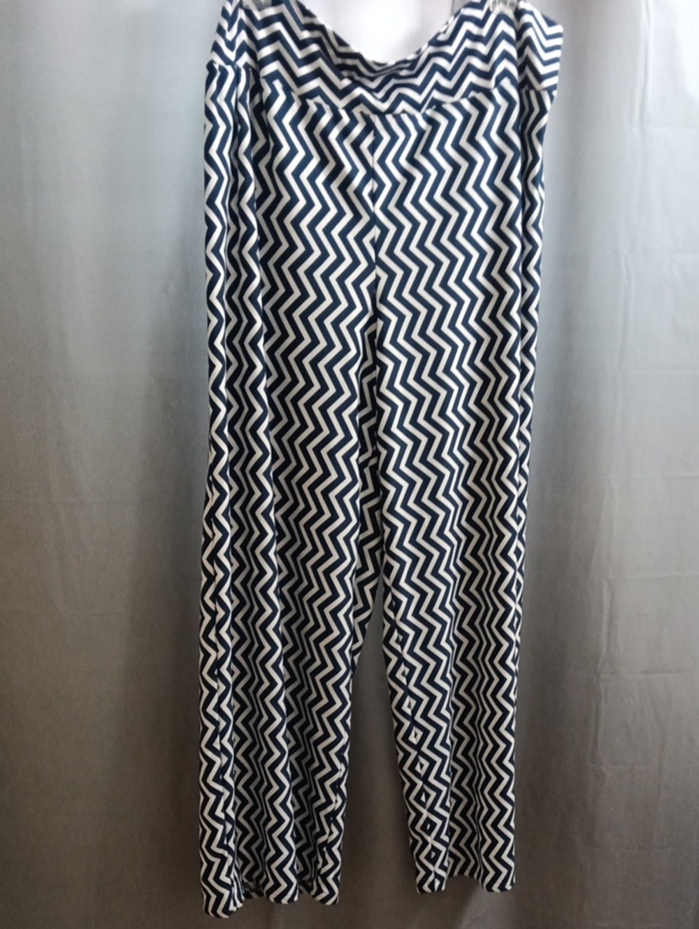 Woman's Navy and White Zigzag Print Pants
